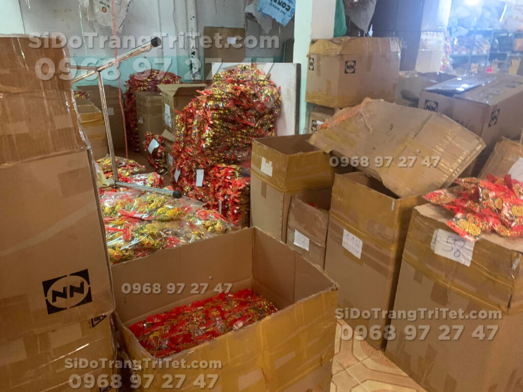 do-trang-tri-tet-co-truyen-cac-kieu-decor-tet-2025